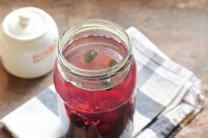 Компот из вишни и шелковицы на зиму Компот из вишни и шелковицы на зиму