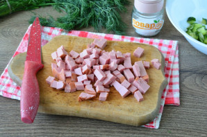 Окрошка с маринованными огурцами Окрошка с маринованными огурцами