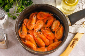 Крем-суп из сельдерея с креветками Крем-суп из сельдерея с креветками