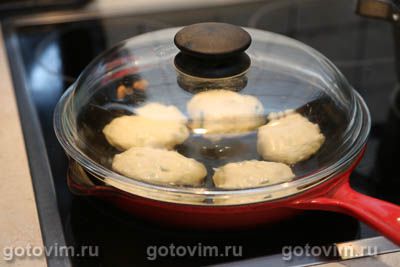 Ленивые пирожки с яйцом и зеленым луком Ленивые пирожки с яйцом и зеленым луком