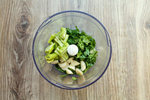 Ткемали из кизила Ткемали из кизила