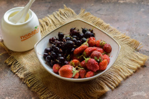 Компот из клубники и смородины на зиму Компот из клубники и смородины на зиму