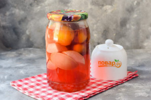 Компот из абрикосов, сливы и яблок на зиму Компот из абрикосов, сливы и яблок на зиму