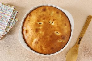 Заливной пирог с нектаринами