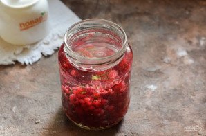 Компот из красной смородины и малины на зиму Компот из красной смородины и малины на зиму