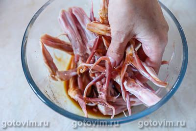 Жареные во фритюре утиные язычки Жареные во фритюре утиные язычки