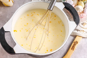 Торт "Наполеон" с безе Торт "Наполеон" с безе