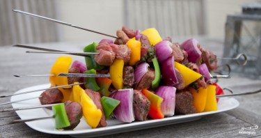 Шашлык из баранины с овощами Шашлык из баранины с овощами