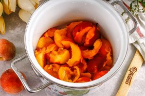 Компот из персиков на зиму