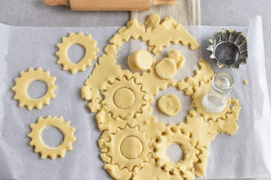 Лимонные колечки с фисташками