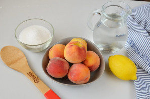 Компот из персиков