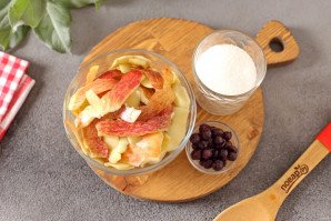 Компот из кожуры яблок Компот из кожуры яблок