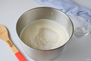 Бисквит с грушами Бисквит с грушами