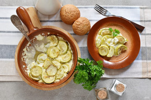 Кабачки в молоке