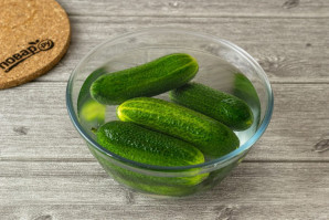 Огурцы на зиму с водкой Огурцы на зиму с водкой