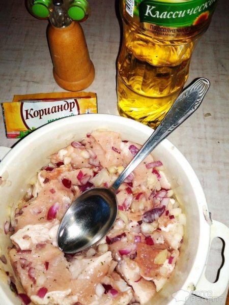 Рецепт: Быстро маринованный шашлык - Из свинины, маринованный растительным маслом и майонезом Рецепт: Быстро маринованный шашлык - Из свинины, маринованный растительным маслом и майонезом