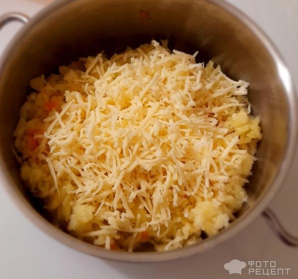 Рецепт: Котлеты из индейки - Детские котлетки из индейки, нежные, с сыром и картофелем. Рецепт: Котлеты из индейки - Детские котлетки из индейки, нежные, с сыром и картофелем.