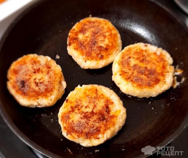 Рецепт: Котлеты из индейки - Детские котлетки из индейки, нежные, с сыром и картофелем. Рецепт: Котлеты из индейки - Детские котлетки из индейки, нежные, с сыром и картофелем.