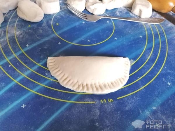 Рецепт: Кутабы - с тыквой и грецким орехом Рецепт: Кутабы - с тыквой и грецким орехом