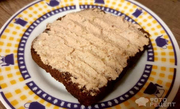 Рецепт: Паштет из яиц - классический яичный паштет с грецкими орехами и луком Рецепт: Паштет из яиц - классический яичный паштет с грецкими орехами и луком