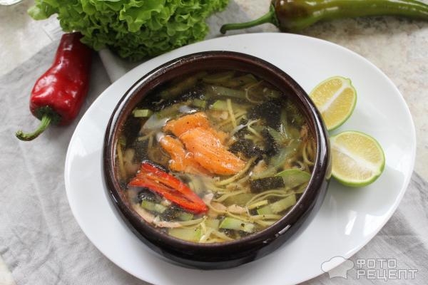 Рецепт: Уха из лососевых - с листами нори Рецепт: Уха из лососевых - с листами нори