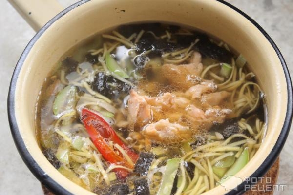 Рецепт: Уха из лососевых - с листами нори Рецепт: Уха из лососевых - с листами нори