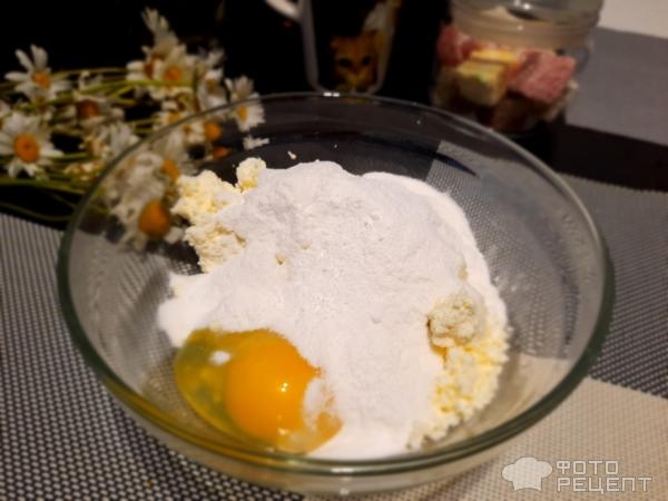 Рецепт: Ватрушки из творожного теста с клубникой - В духовке. Рецепт: Ватрушки из творожного теста с клубникой - В духовке.