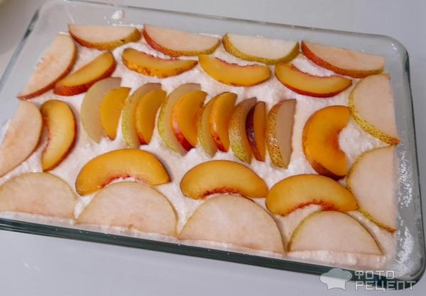 Рецепт: Запеканка творожно-фруктовая - Двуслойная творожная запеканка с нектаринами и грушами, из домашнего творога. Рецепт: Запеканка творожно-фруктовая - Двуслойная творожная запеканка с нектаринами и грушами, из домашнего творога.