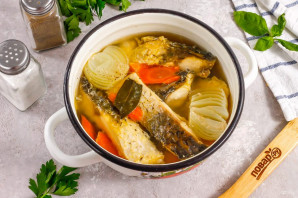 Заливное из сазана Заливное из сазана