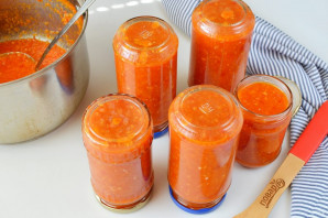 Аджика с острым перцем