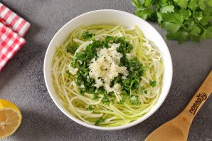 Кето-кабачки маринованные