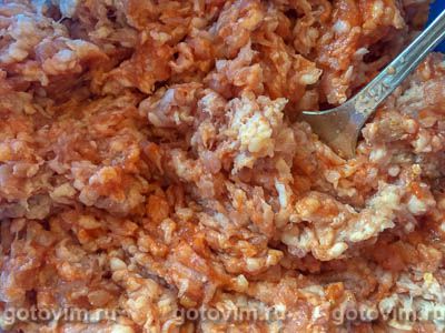 Тефтели с рисом и болгарским соусом лютеница Тефтели с рисом и болгарским соусом лютеница