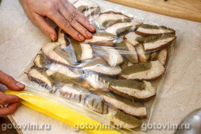 Заморозка белых грибов на зиму сырыми Заморозка белых грибов на зиму сырыми