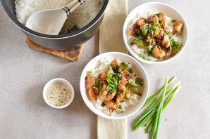 Курица по-китайски с рисом Курица по-китайски с рисом
