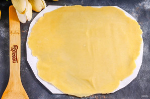 Торт "Наполеон" с грецкими орехами Торт "Наполеон" с грецкими орехами