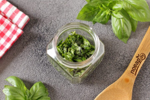 Базилик с чесноком на зиму