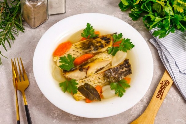 Заливное из сазана Заливное из сазана