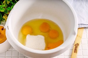 Бисквит с ежевикой Бисквит с ежевикой