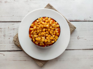 Слоеный салат с копченой рыбой Слоеный салат с копченой рыбой