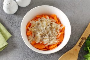 Маринованный лук с морковью быстрого приготовления Маринованный лук с морковью быстрого приготовления