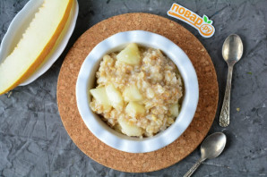 Овсяная каша с дыней