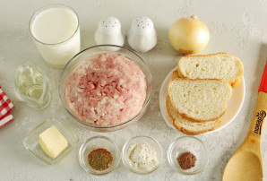 Фрикадельки в соусе "Бешамель" Фрикадельки в соусе "Бешамель"