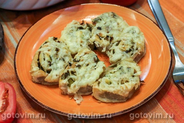 Завитки с зеленым луком и яйцом Завитки с зеленым луком и яйцом