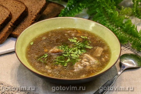 Шотландский суп с белыми грибами и перловкой Шотландский суп с белыми грибами и перловкой