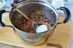 Гречка с финиками