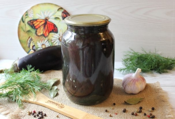 Баклажаны целиком на зиму без стерилизации Баклажаны целиком на зиму без стерилизации