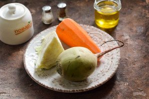 Салат из редьки с капустой