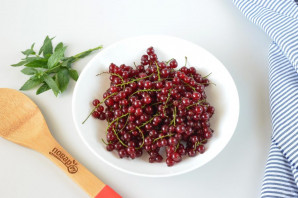 Компот из красной смородины Компот из красной смородины