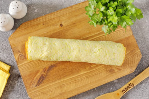 Рулет из кабачков с семгой и сыром Рулет из кабачков с семгой и сыром