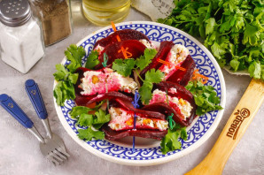 Рулетики из свеклы